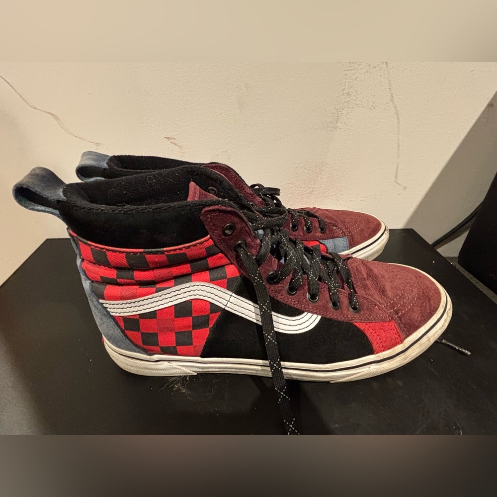 VANS MTX Red and Black High-Top Sneakers - Picture 2 of 5